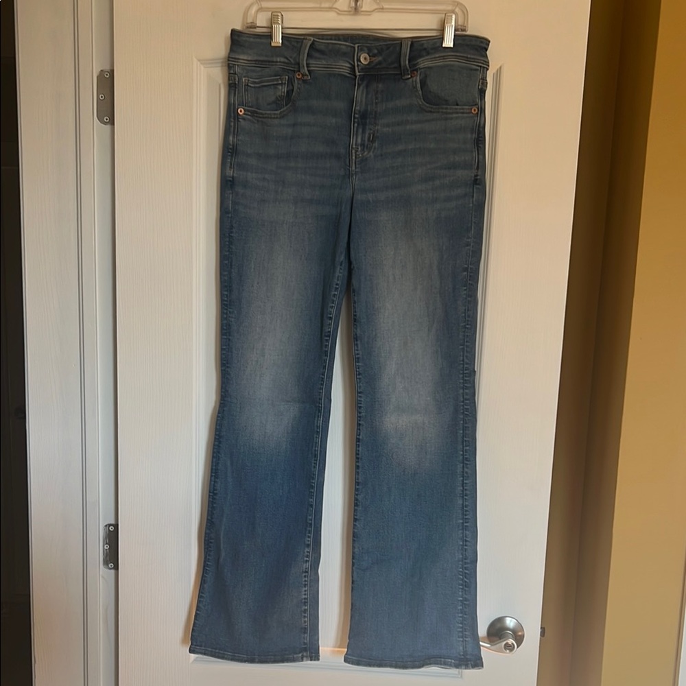 Blue Flare Wide Leg Jeans with Mid Rise and Full Length